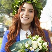 Neolaureata in biologia marina offre lezioni di biologia, scienze, chimica e matematica